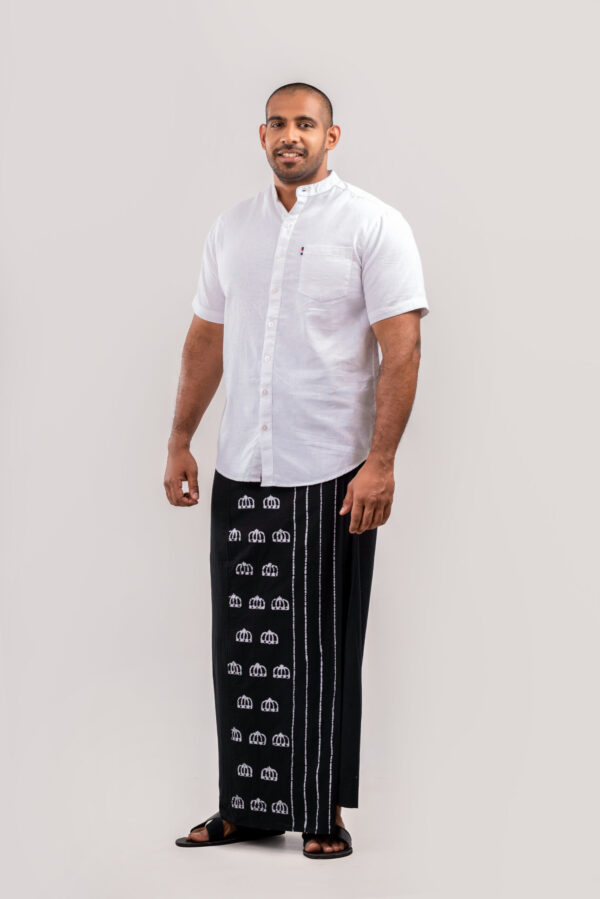 Men's Bathik Sarong - Image 2