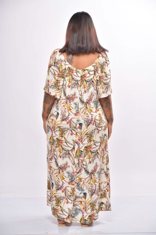Ladies Resort Long Dress with Ruched Sweetheart Neckline - Image 2