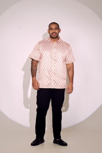 Men's Exclusive Standard Collar Short Sleeve Shirt