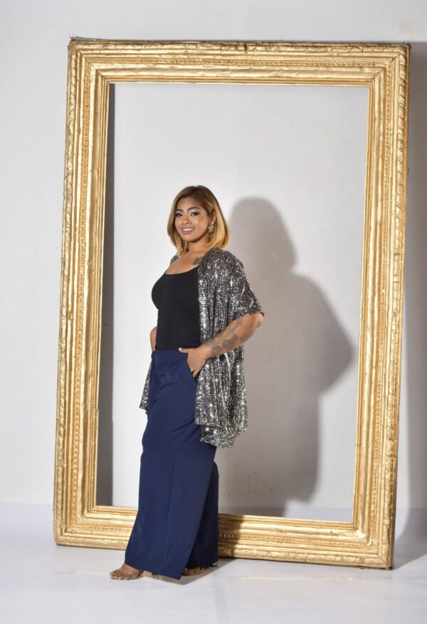 Ladies Exclusive Short Cardigan - Image 3