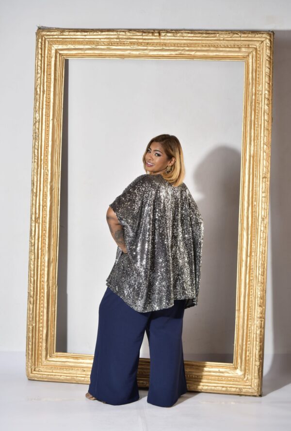 Ladies Exclusive Short Cardigan - Image 2